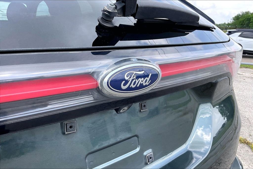 Used 2015 Ford Edge SE FWD image 27