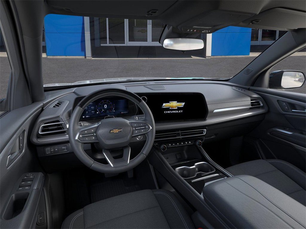 New 2025 Chevrolet Traverse LT w/ Enhanced Driving Package image 15