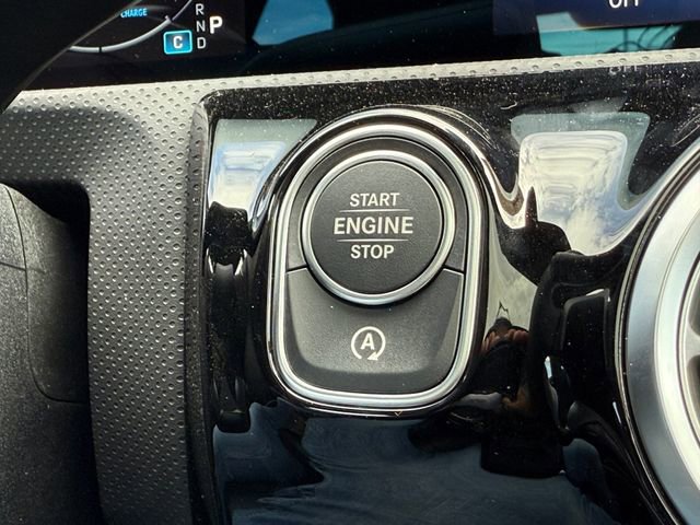 Certified 2025 Mercedes-Benz CLA 250 4MATIC image 29