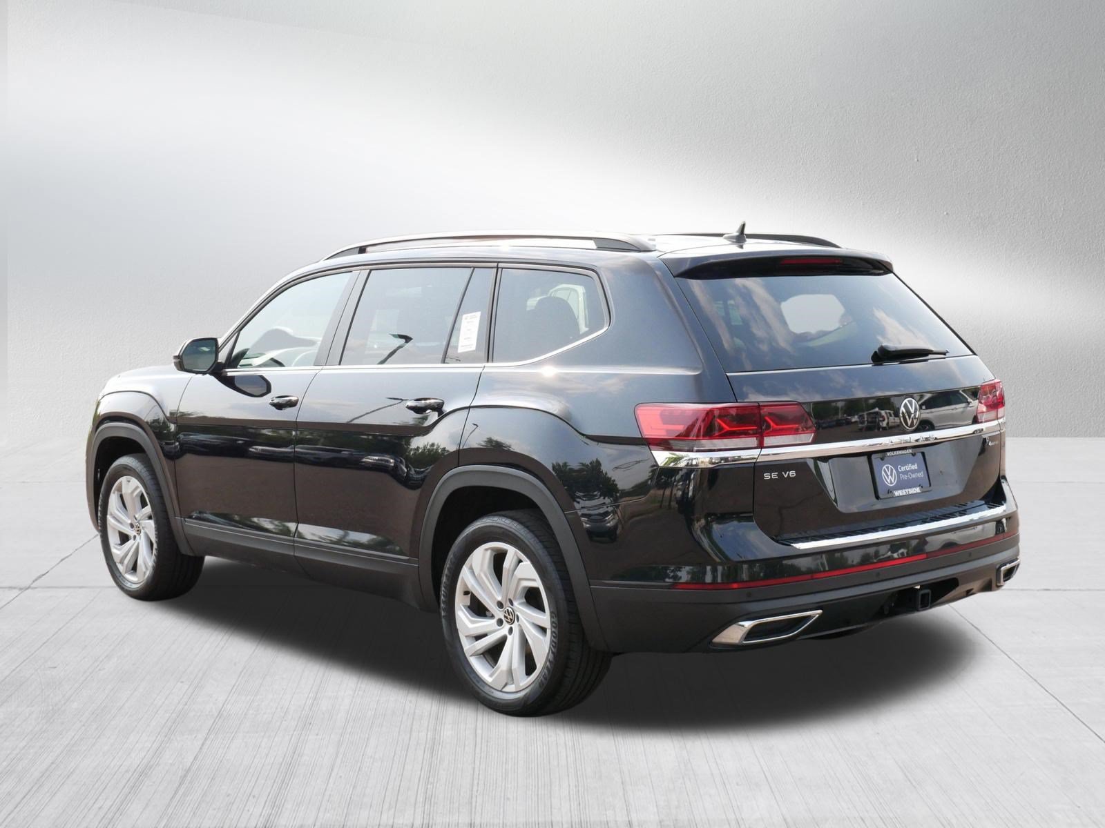 Certified 2023 Volkswagen Atlas SE w/ Panoramic Sunroof Package AWD/4WD image 5