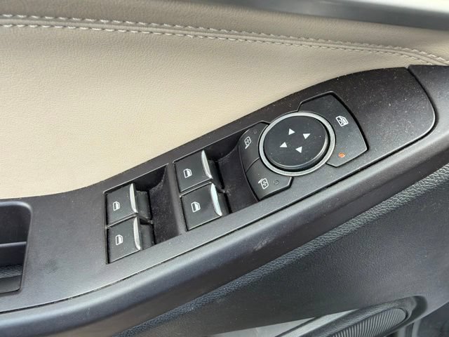 Used 2020 Ford Explorer XLT w/ Equipment Group 202A AWD/4WD image 27
