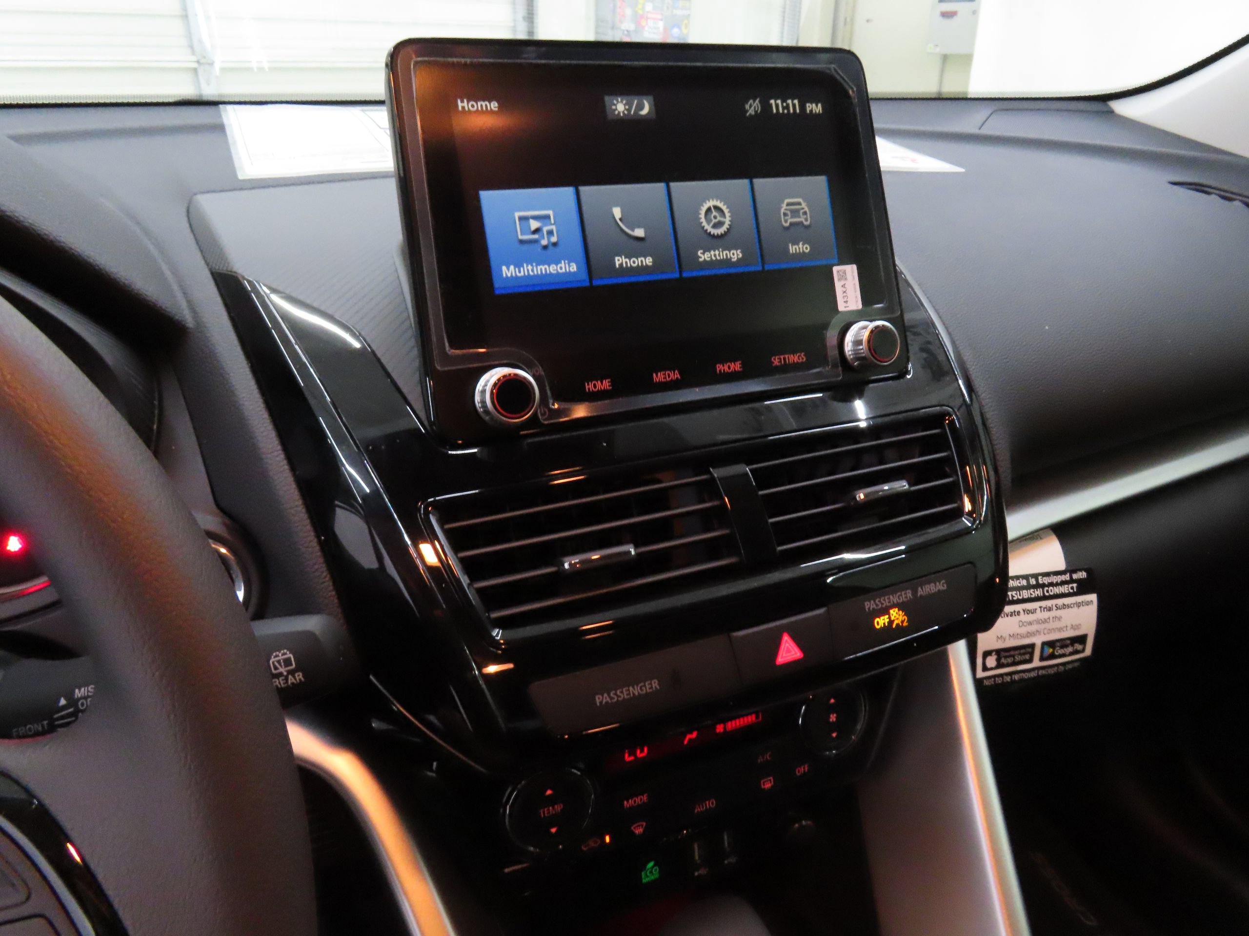 New 2025 Mitsubishi Eclipse Cross LE image 16