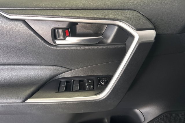 Used 2025 Toyota RAV4 XLE w/ Convenience Package AWD/4WD image 12