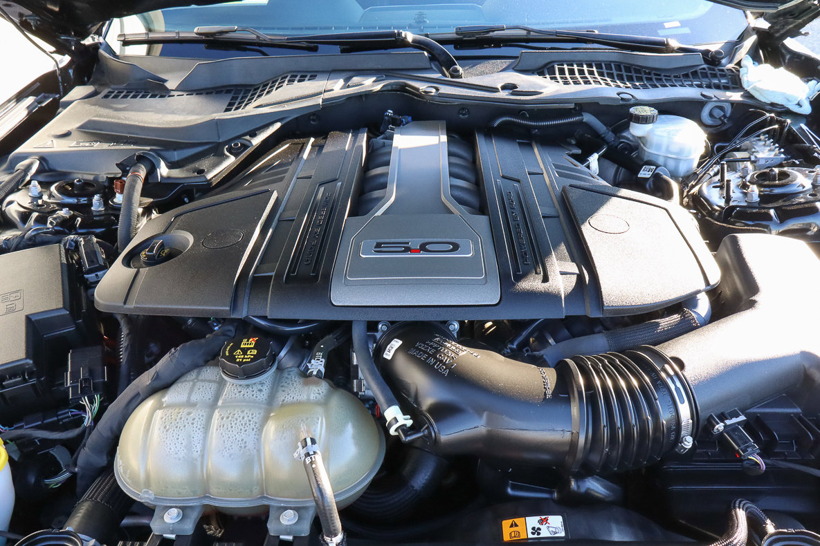 Used 2018 Ford Mustang GT w/ Black Accent Pkg image 18