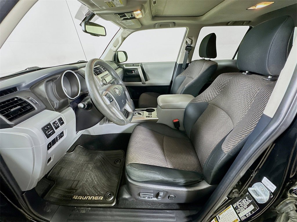 Used 2013 Toyota 4Runner SR5 image 14