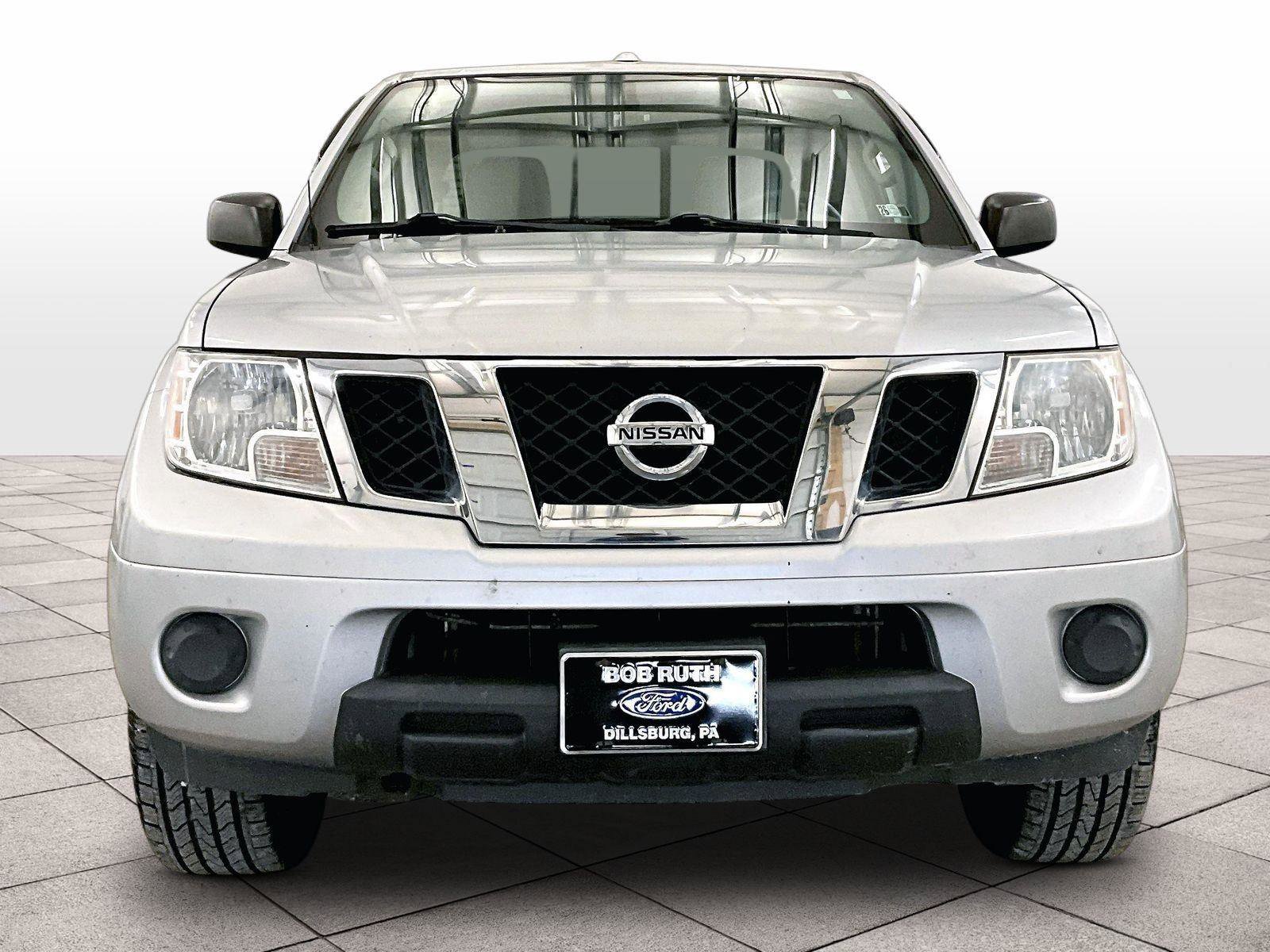 Used 2015 Nissan Frontier SV image 4