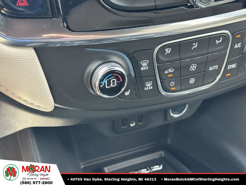 Certified 2023 Chevrolet Traverse LT FWD image 26