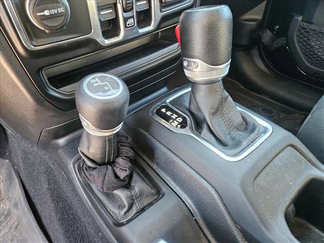 Used 2022 Jeep Gladiator Willys image 14