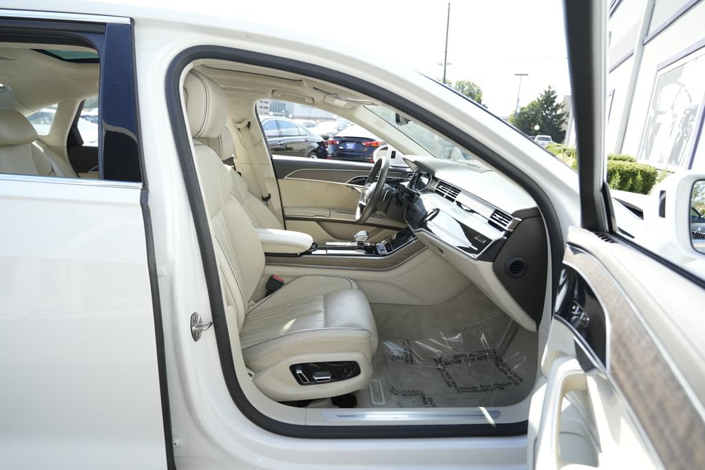 Used 2020 Audi A8 L 4.0T w/ Executive Package AWD/4WD image 37