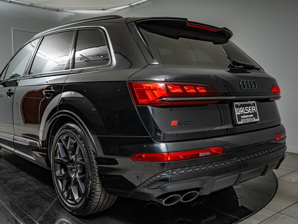 Used 2025 Audi SQ7 Prestige AWD/4WD image 20