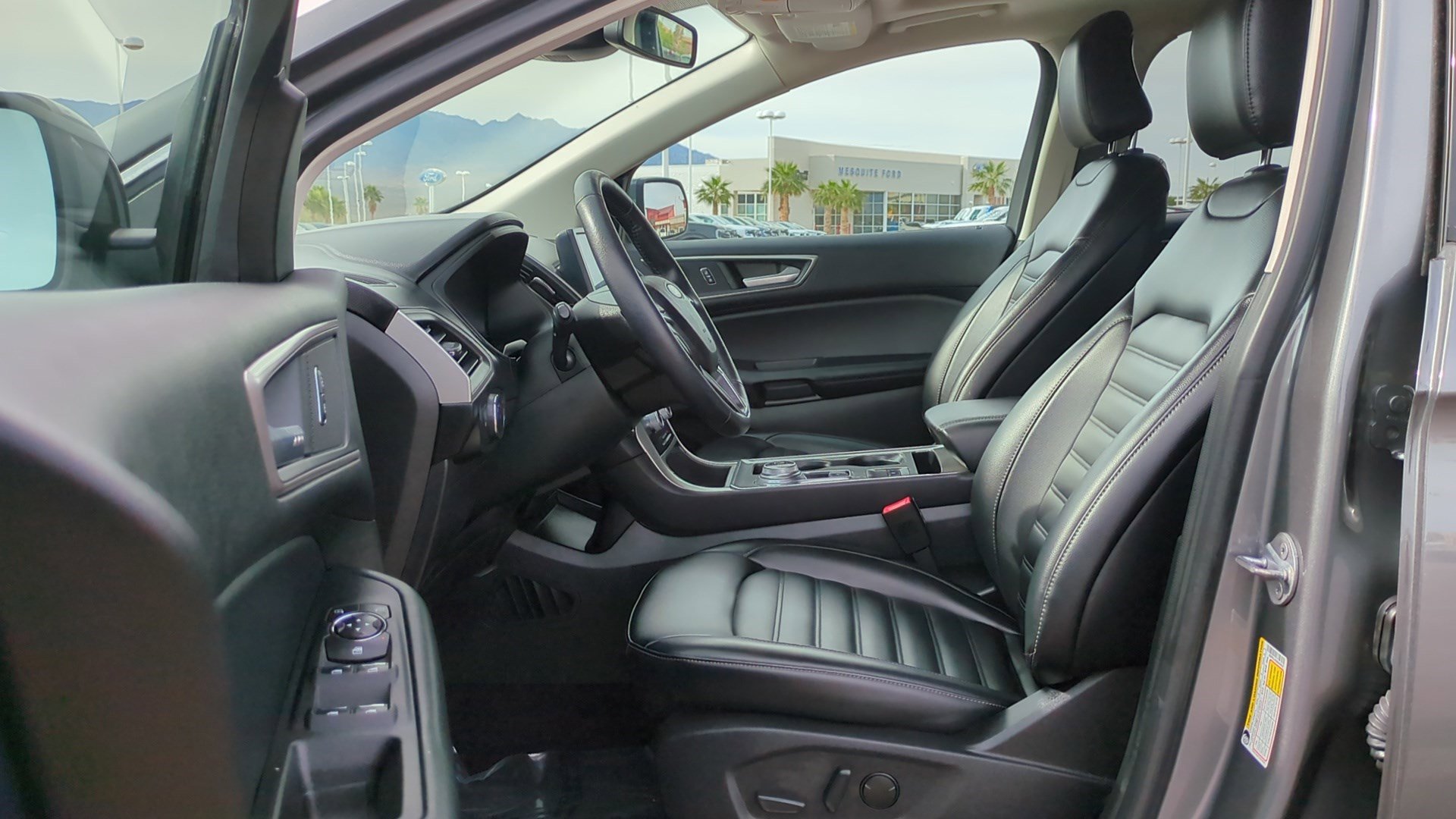 Used 2022 Ford Edge SEL w/ Convenience Package image 16