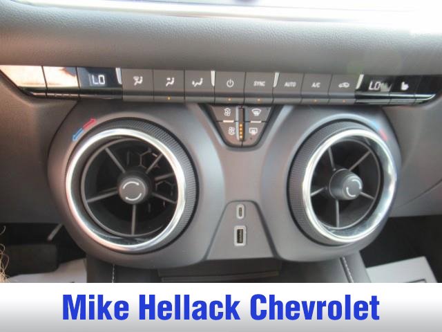 Used 2024 Chevrolet Blazer LT FWD image 30