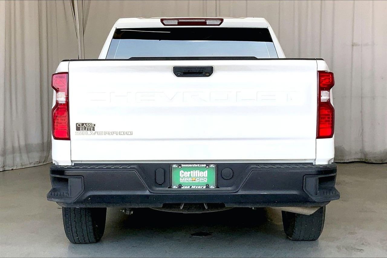 Used 2024 Chevrolet Silverado 1500 W/T AWD/4WD image 4