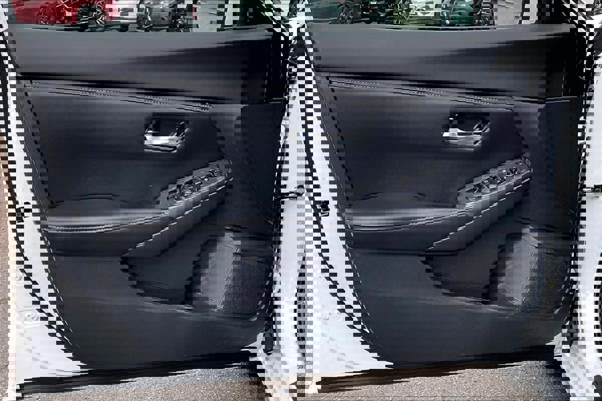 Used 2022 Nissan Sentra SV w/ All-Weather Package image 21