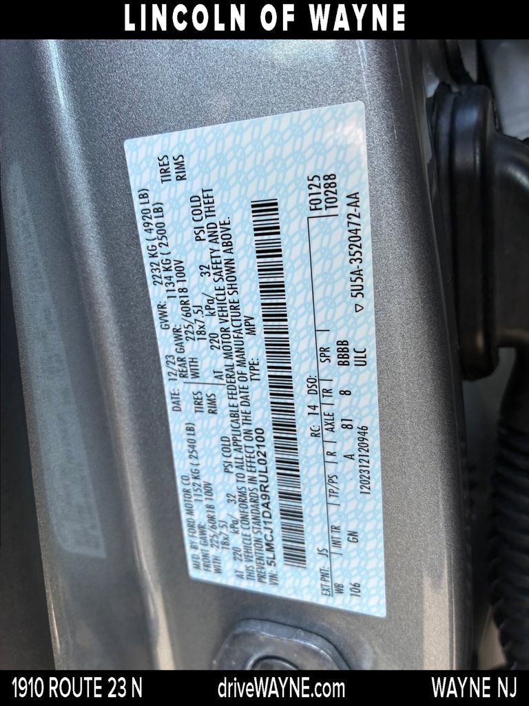 Certified 2024 Lincoln Corsair AWD w/ Equipment Group 101A image 28