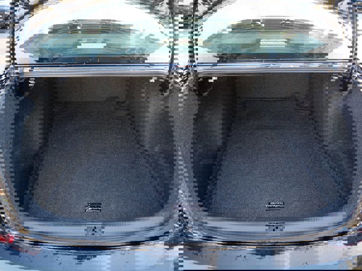 Used 2017 Volkswagen Passat 1.8T R-Line image 31