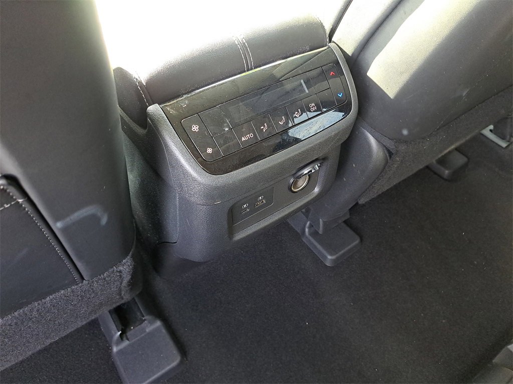 Used 2023 INFINITI QX60 Luxe image 11