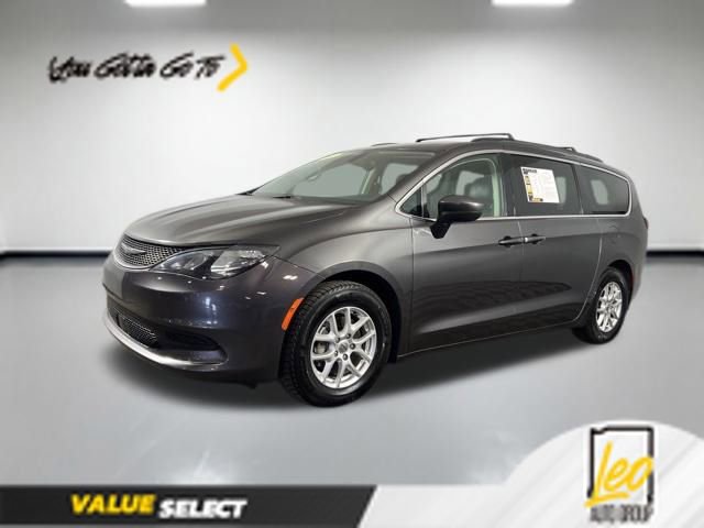 Used 2021 Chrysler Voyager Lxi image 1
