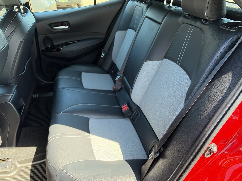 Used 2020 Toyota Corolla XSE FWD image 16