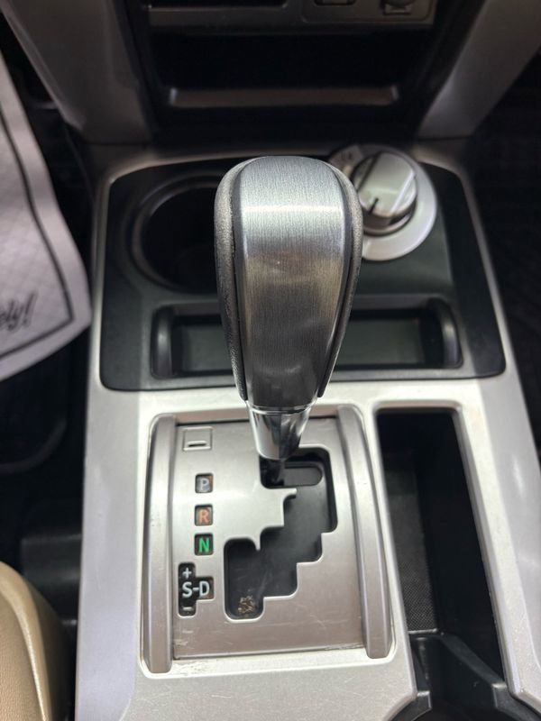 Used 2015 Toyota 4Runner SR5 Premium AWD/4WD image 30