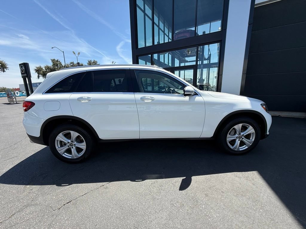 Used 2018 Mercedes-Benz GLC 300 4MATIC image 15