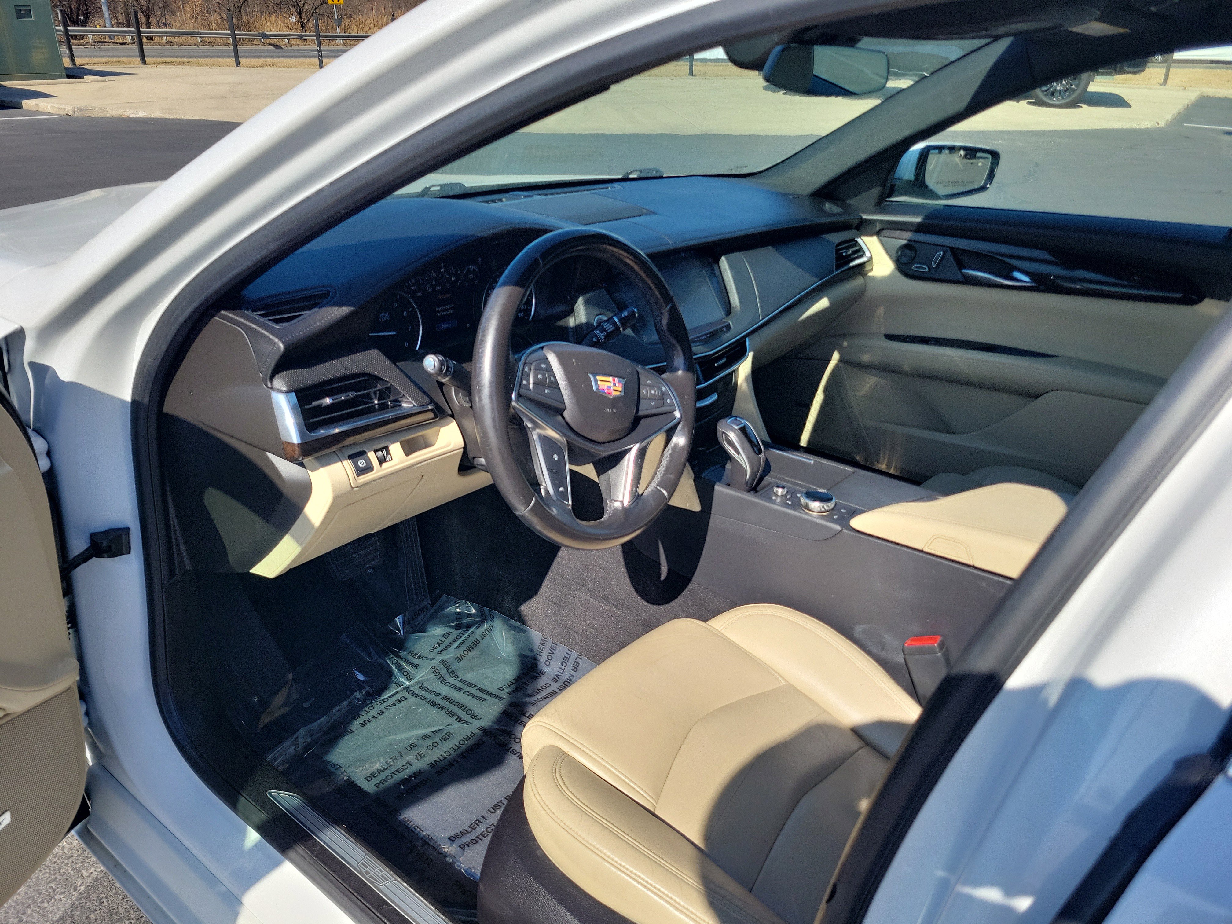 Used 2020 Cadillac CT6 Luxury image 12