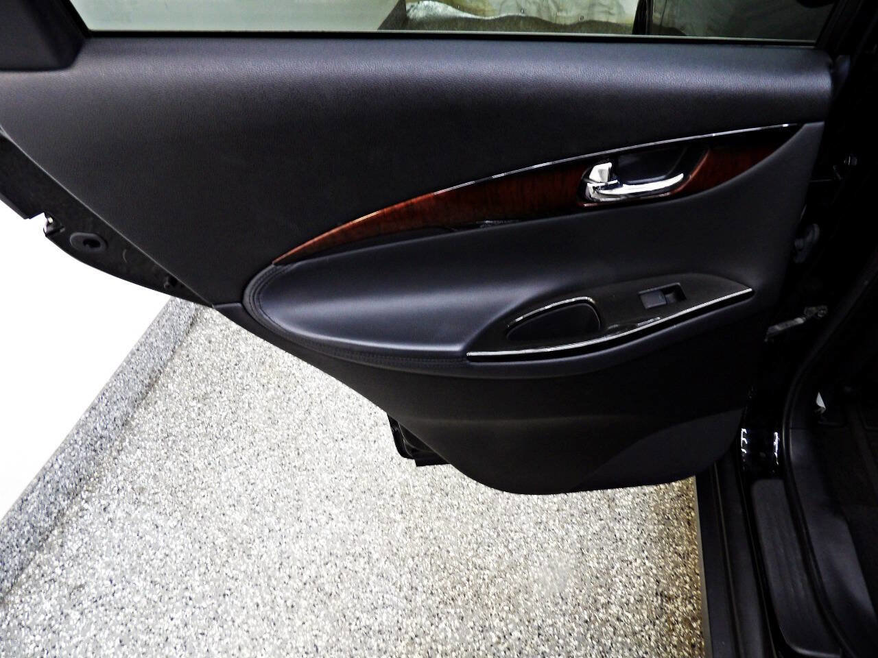 Used 2010 INFINITI EX35 Journey image 9