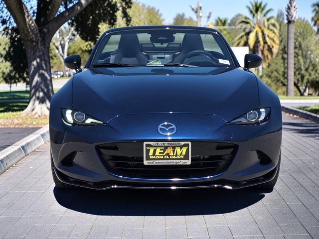 New 2026 MAZDA MX-5 Miata Club w/ Interior Package RWD image 3