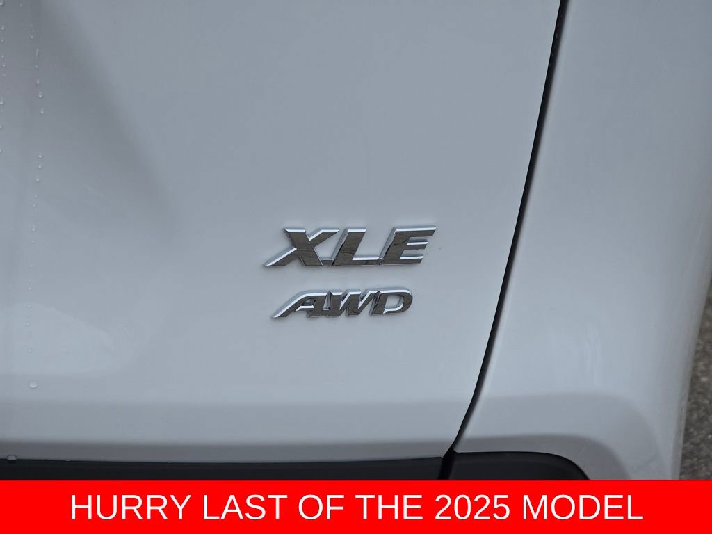 New 2025 Toyota RAV4 XLE image 5