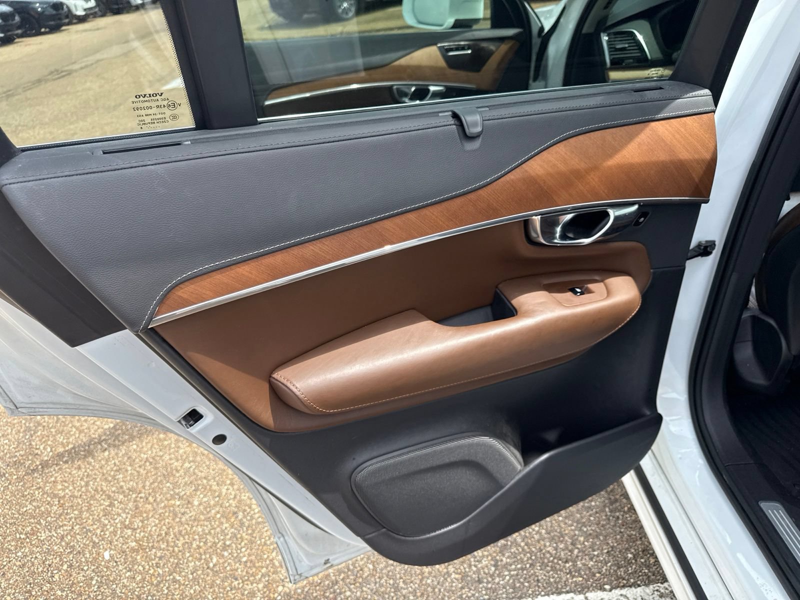 Used 2019 Volvo XC90 T6 Inscription w/ Protection Package Premier AWD/4WD image 10