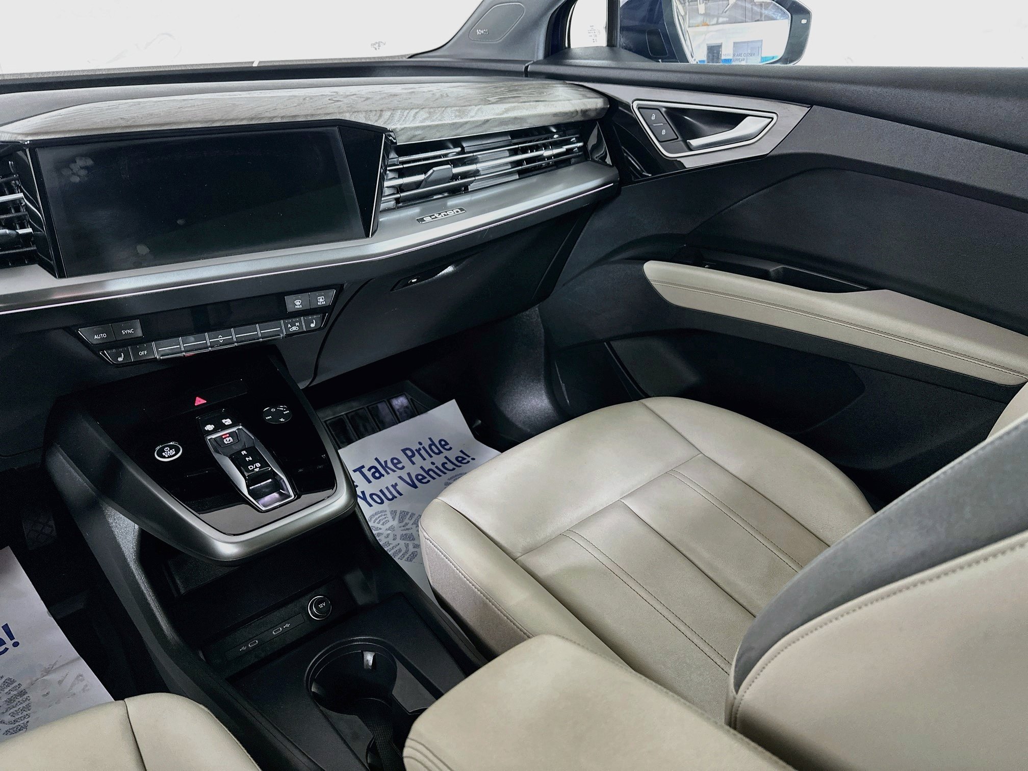 Certified 2023 Audi Q4 e-tron Prestige AWD/4WD image 23