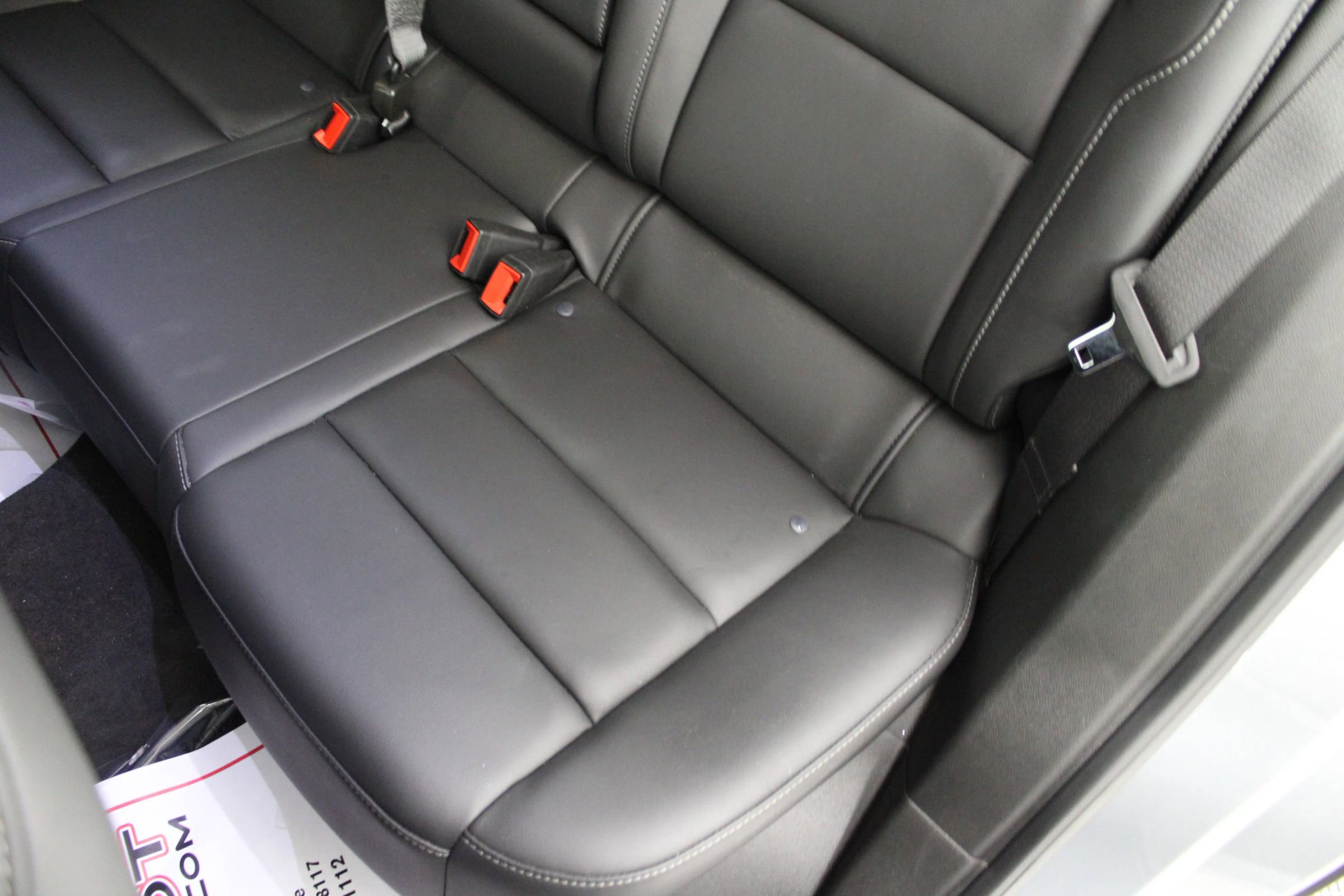 Used 2024 Cadillac XT4 Premium Luxury image 40