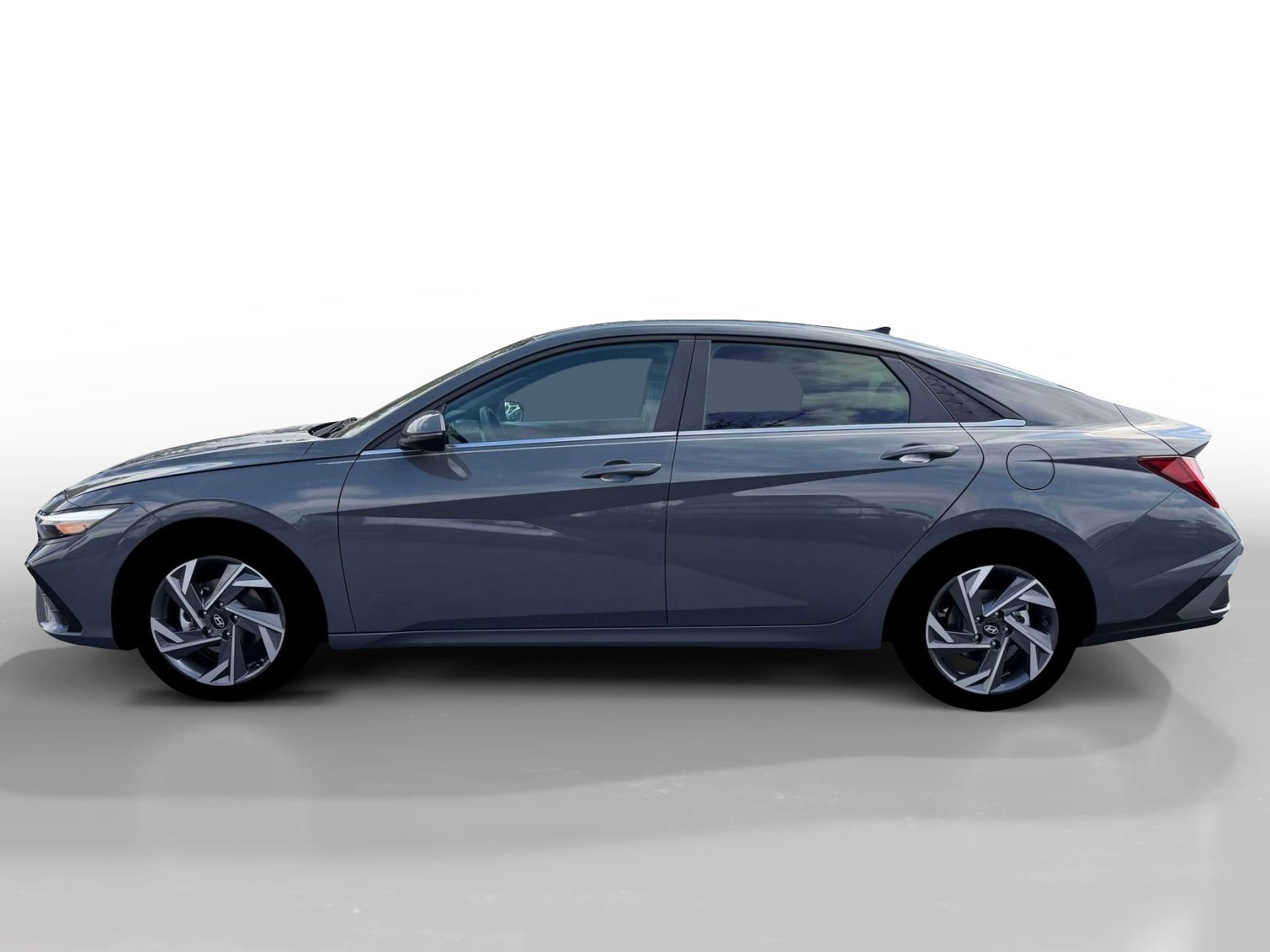 New 2026 Hyundai Elantra Limited FWD image 3