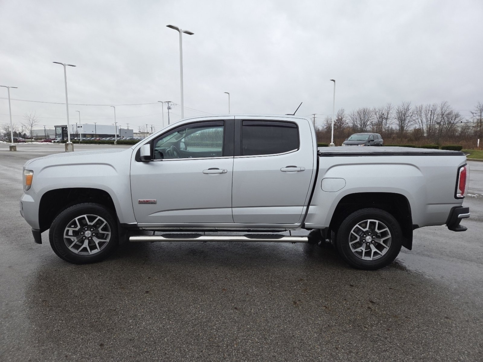 Used 2017 GMC Canyon SLE w/ All Terrain Package image 14