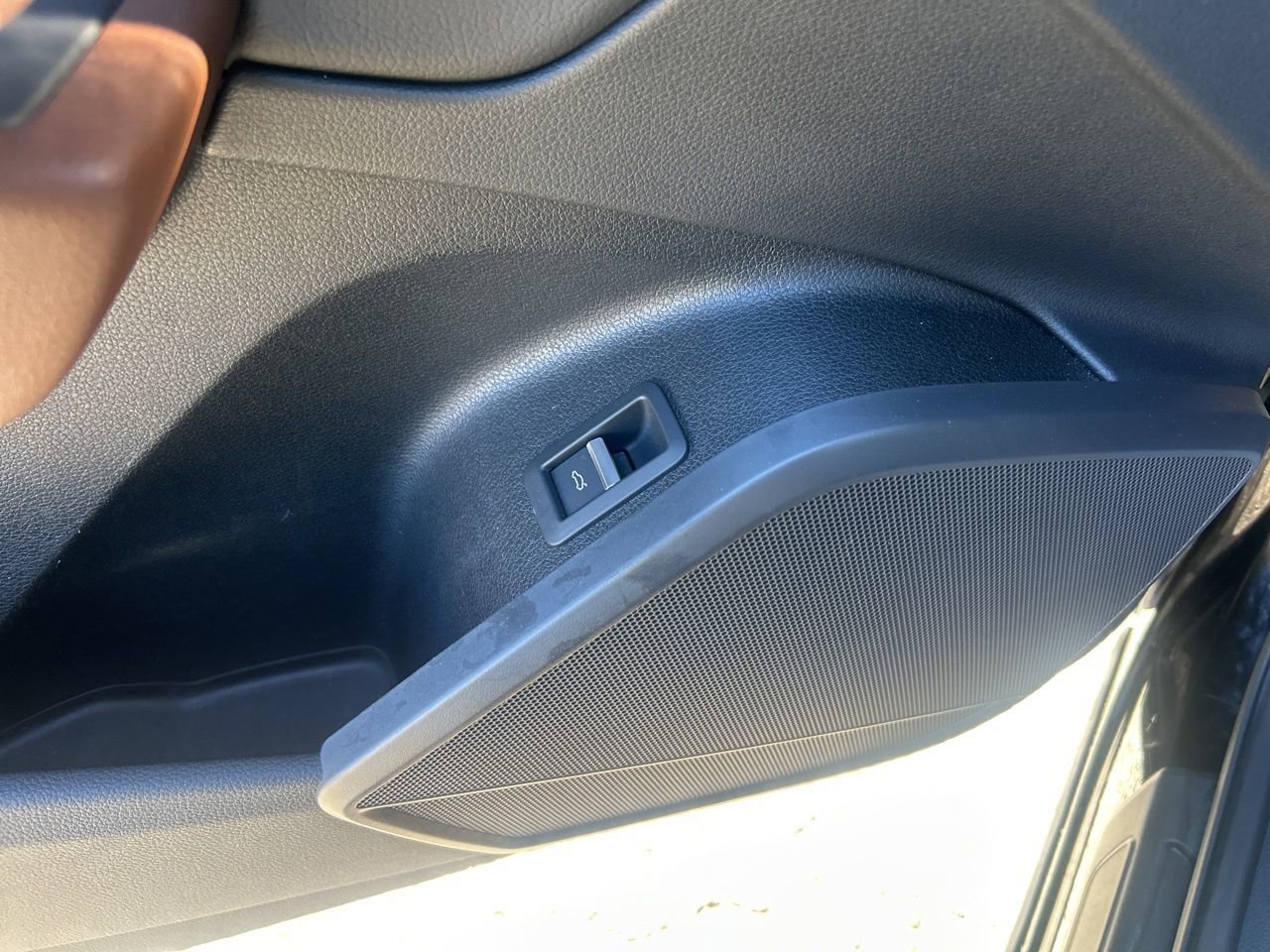 Used 2019 Audi Q5 2.0T Premium w/ Convenience Package image 32