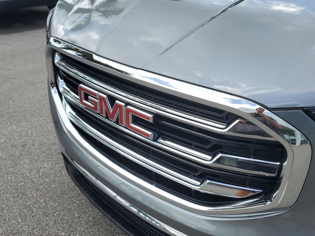 Used 2020 GMC Terrain SLT w/ Preferred Package image 9