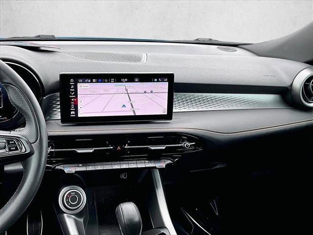 Used 2025 Alfa Romeo Tonale image 8