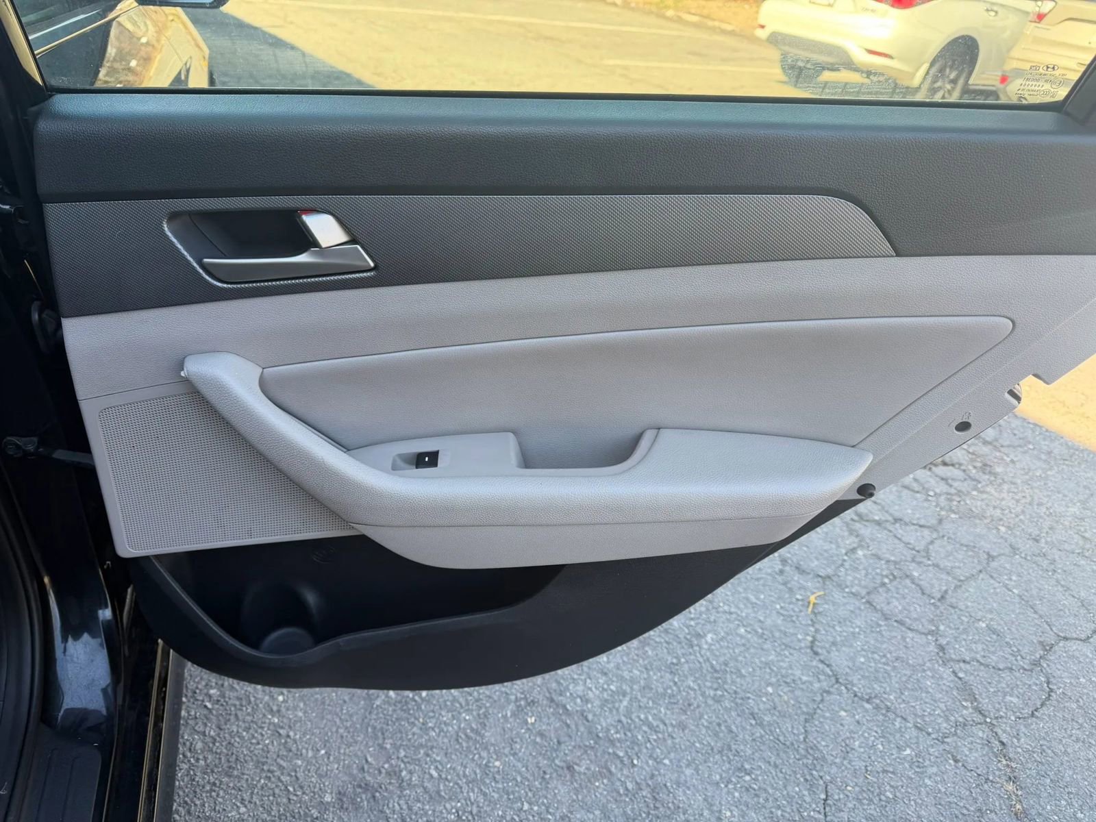 Used 2019 Hyundai Sonata Plug-In Hybrid image 17