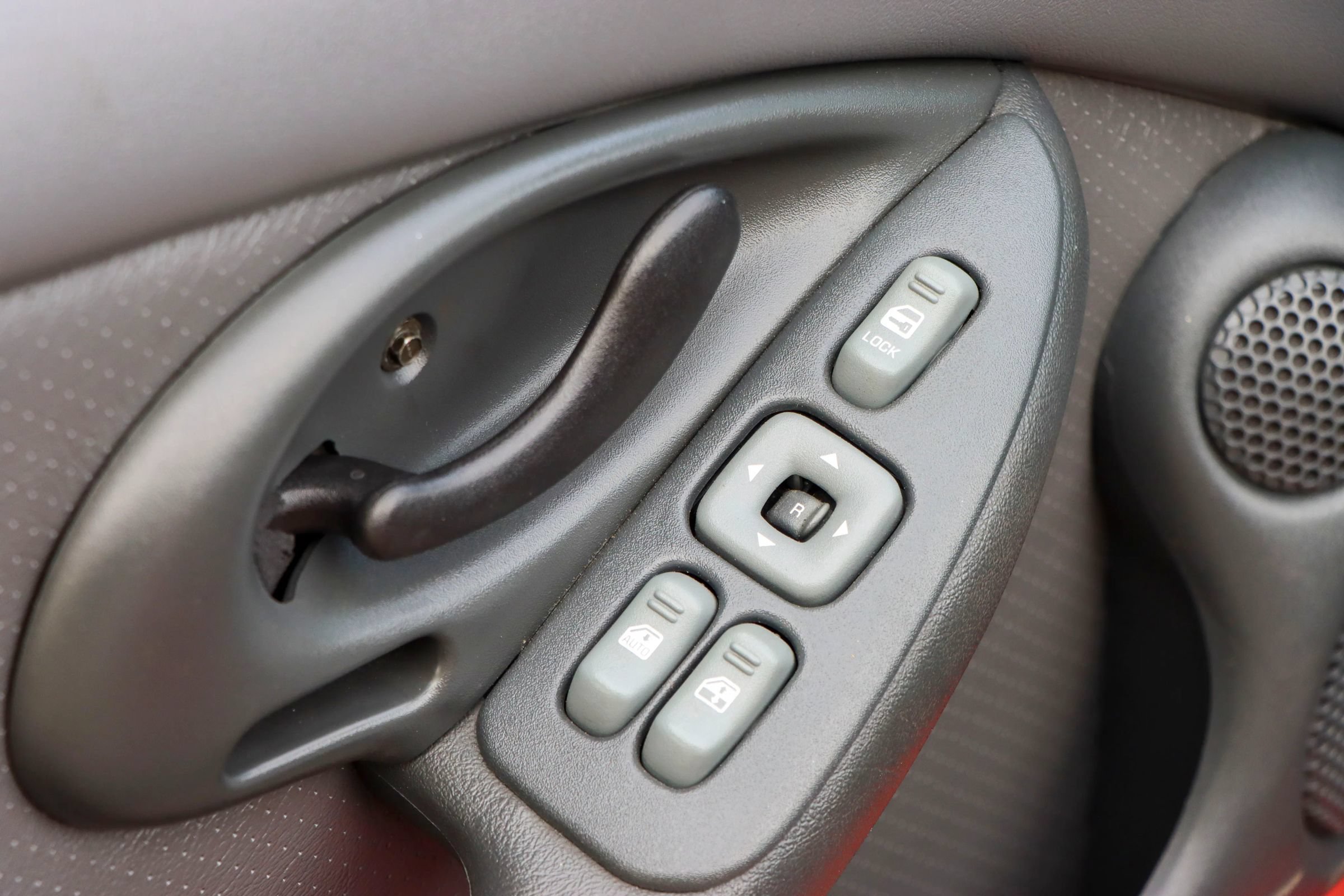 Used 1999 Pontiac Firebird Trans Am RWD image 19