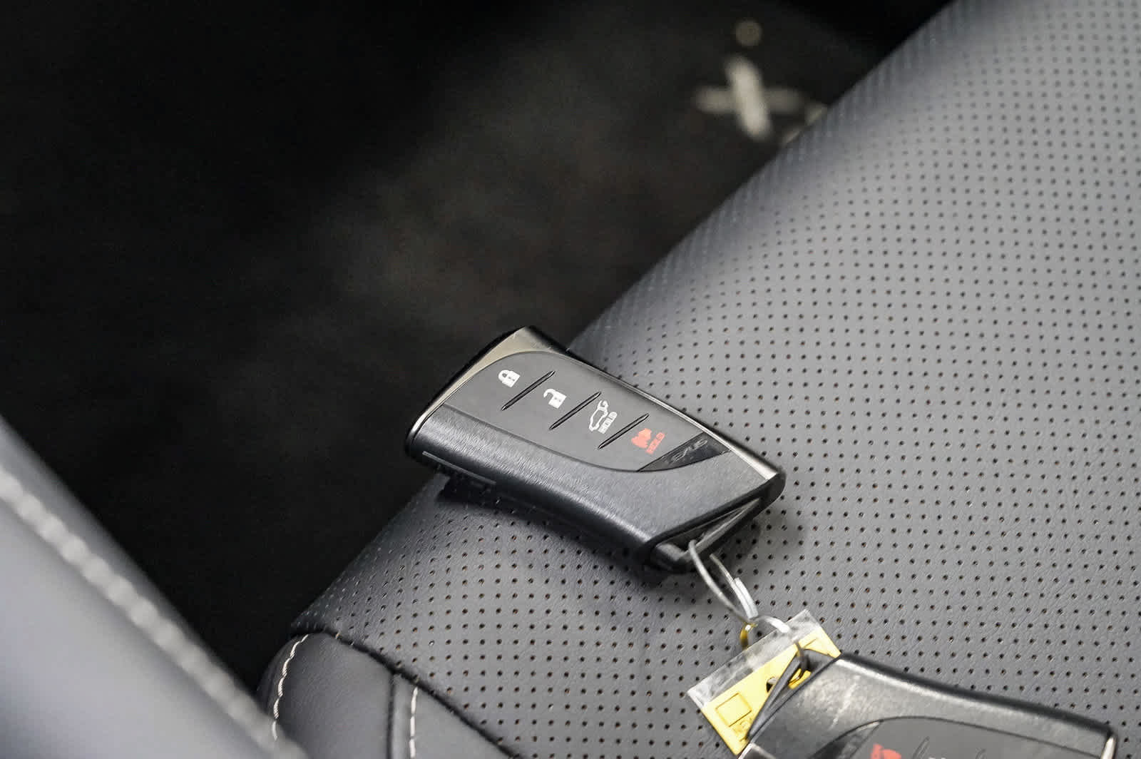 Used 2024 Lexus RX 350 FWD w/ Technology Package image 27
