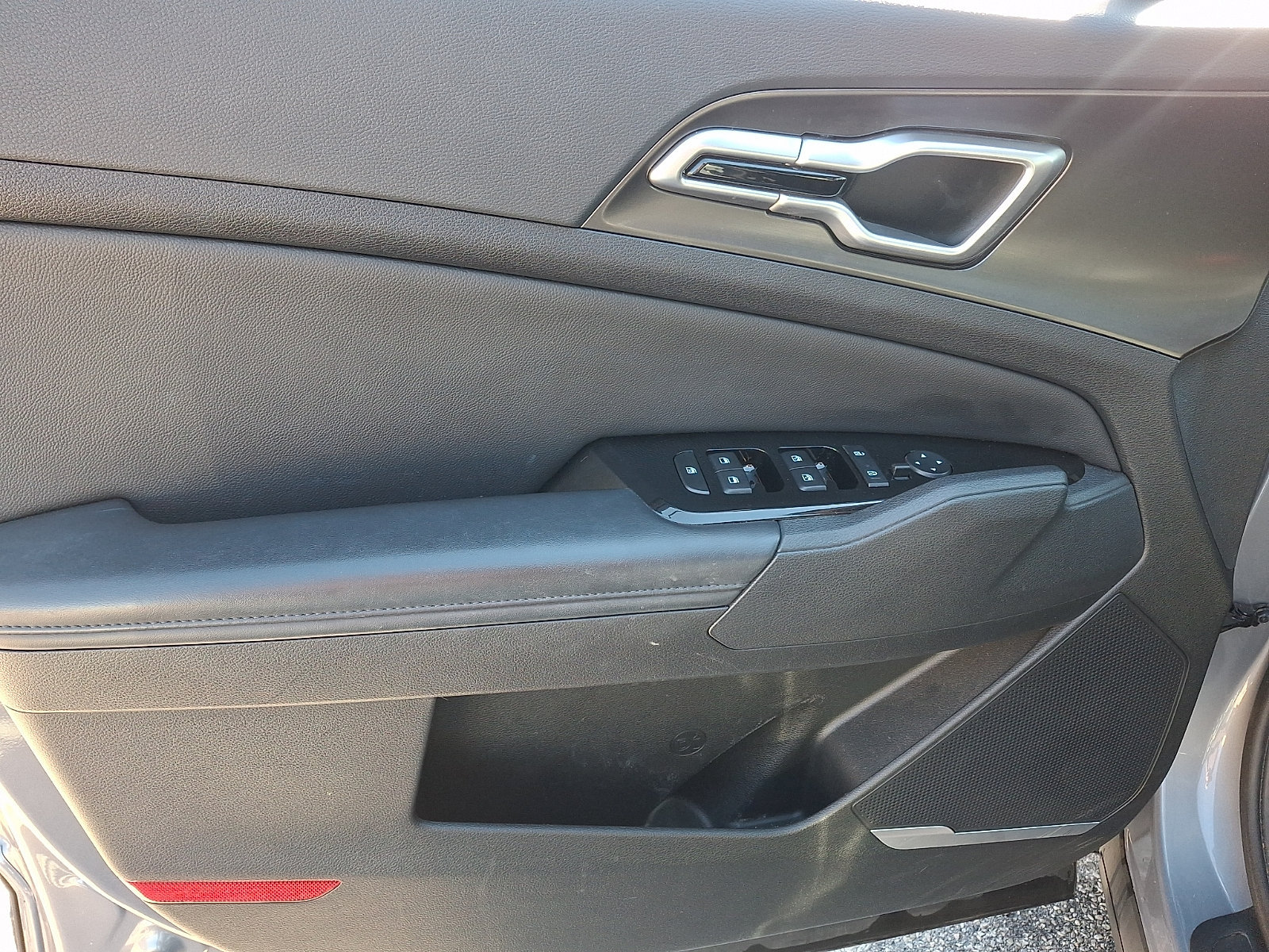 Certified 2024 Kia Sportage EX AWD/4WD image 12
