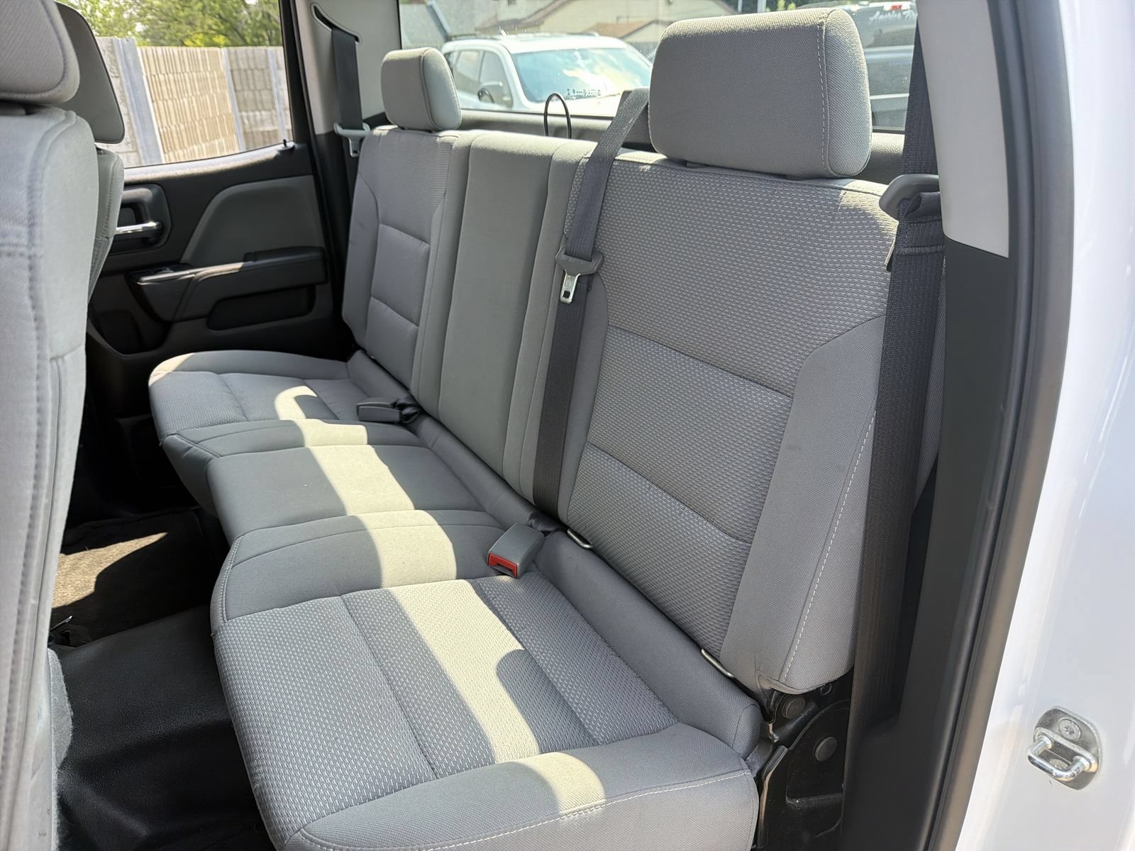 Used 2018 Chevrolet Silverado 1500 W/T AWD/4WD image 22