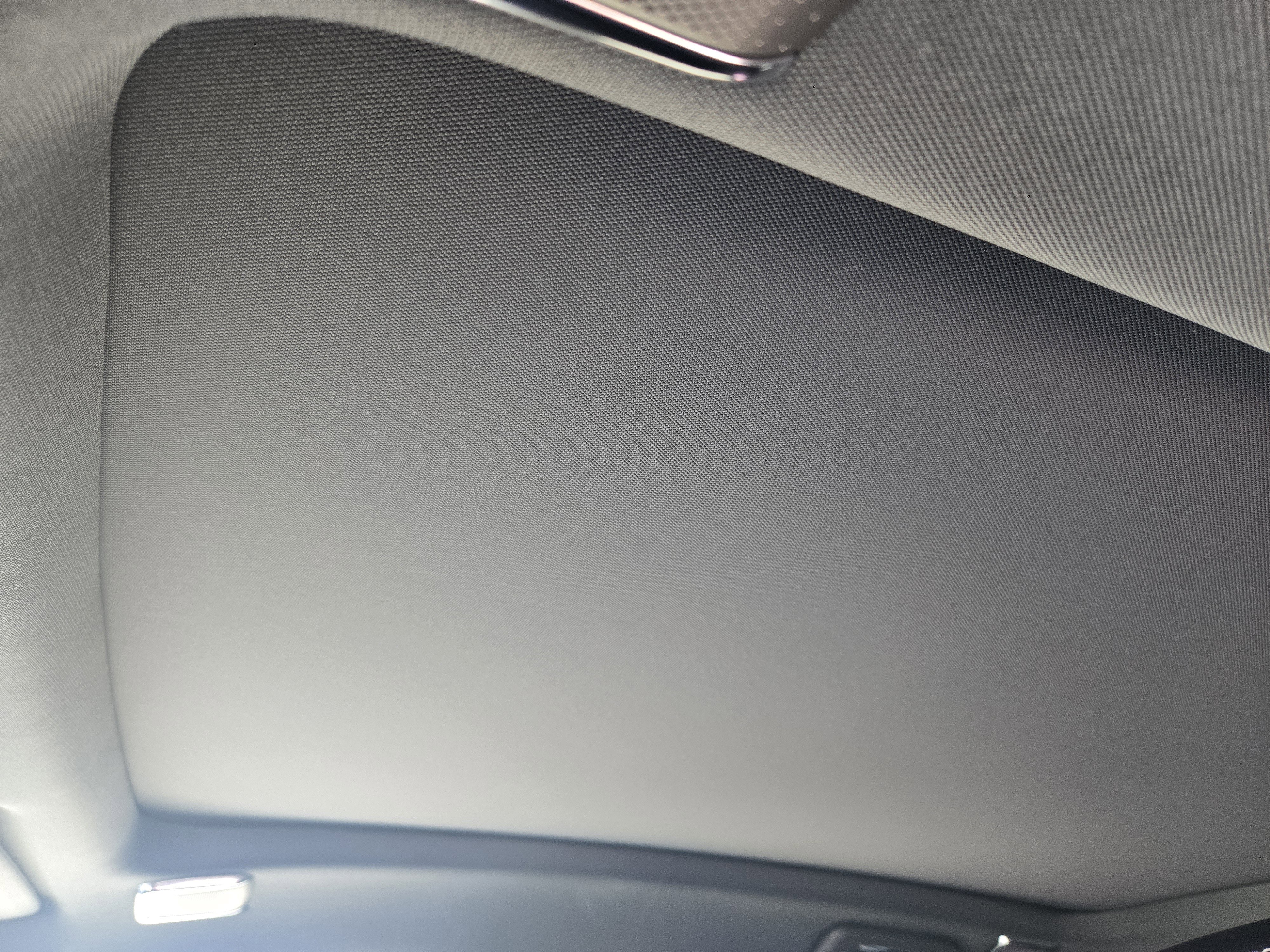 New 2025 Cadillac Optiq Luxury 2 image 18