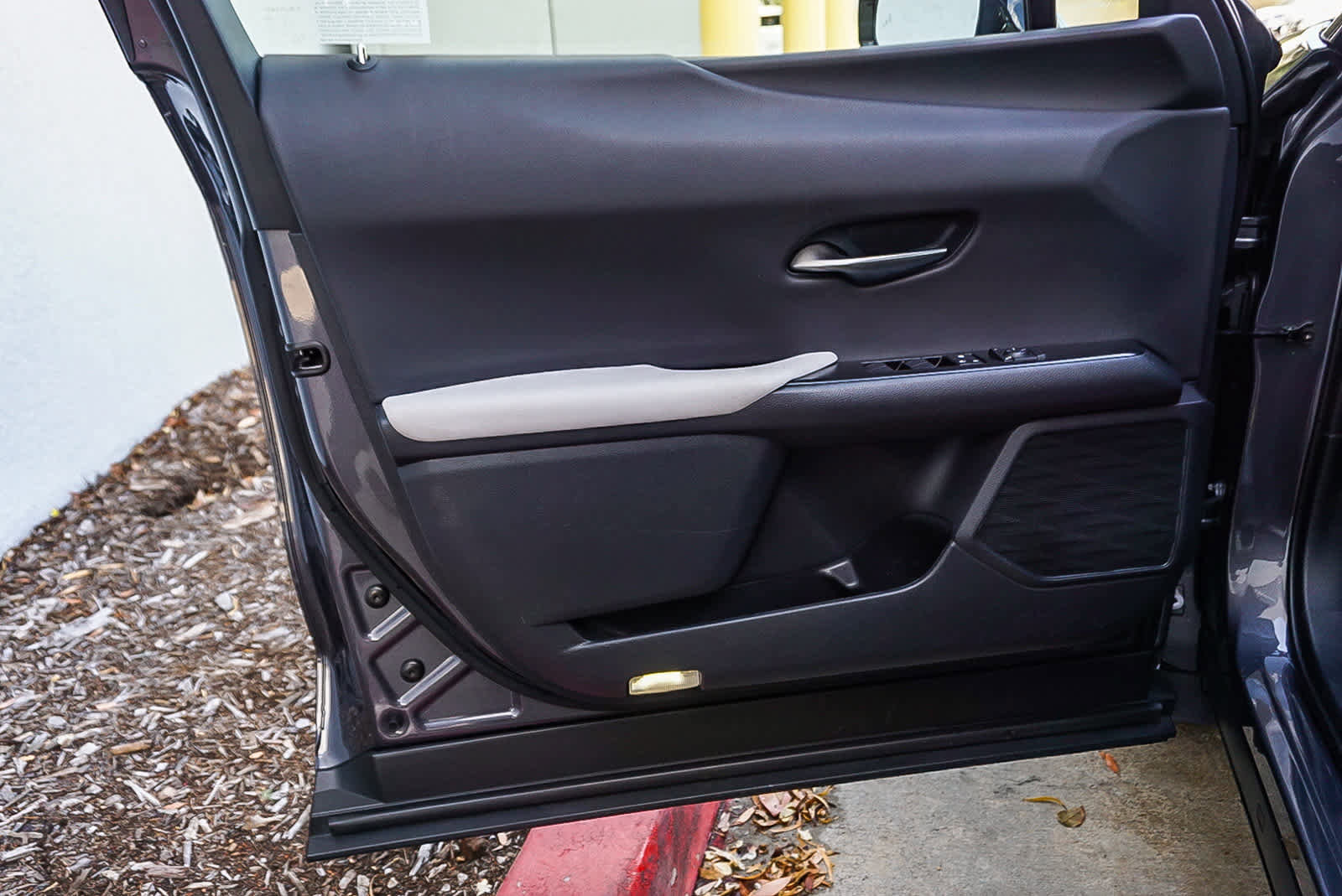 Used 2022 Lexus UX 200 w/ Accessory Package (Z1) image 22