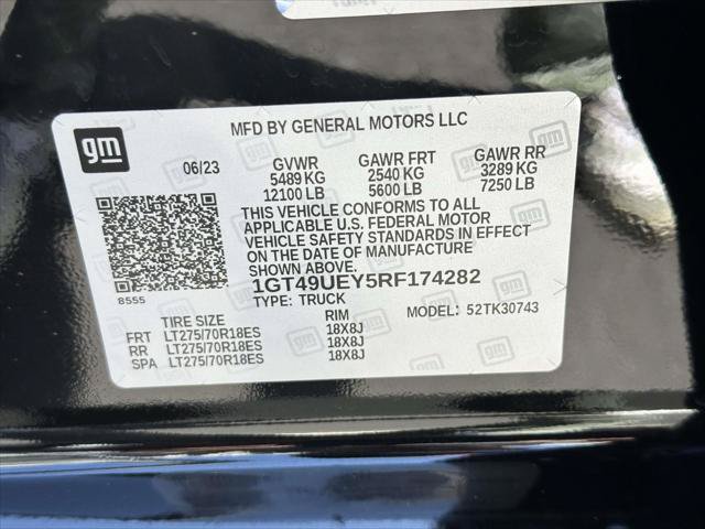 Used 2024 GMC Sierra 3500 SLT w/ SLT Convenience Package AWD/4WD image 34