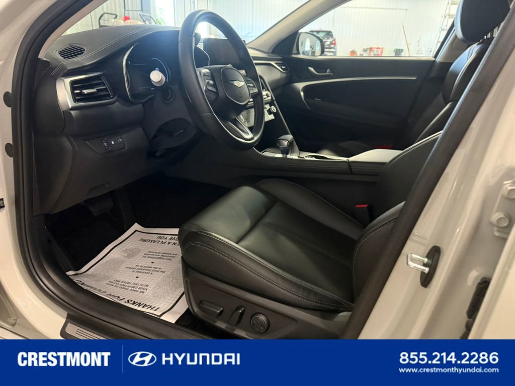 Used 2024 Genesis G70 2.5T AWD/4WD image 17