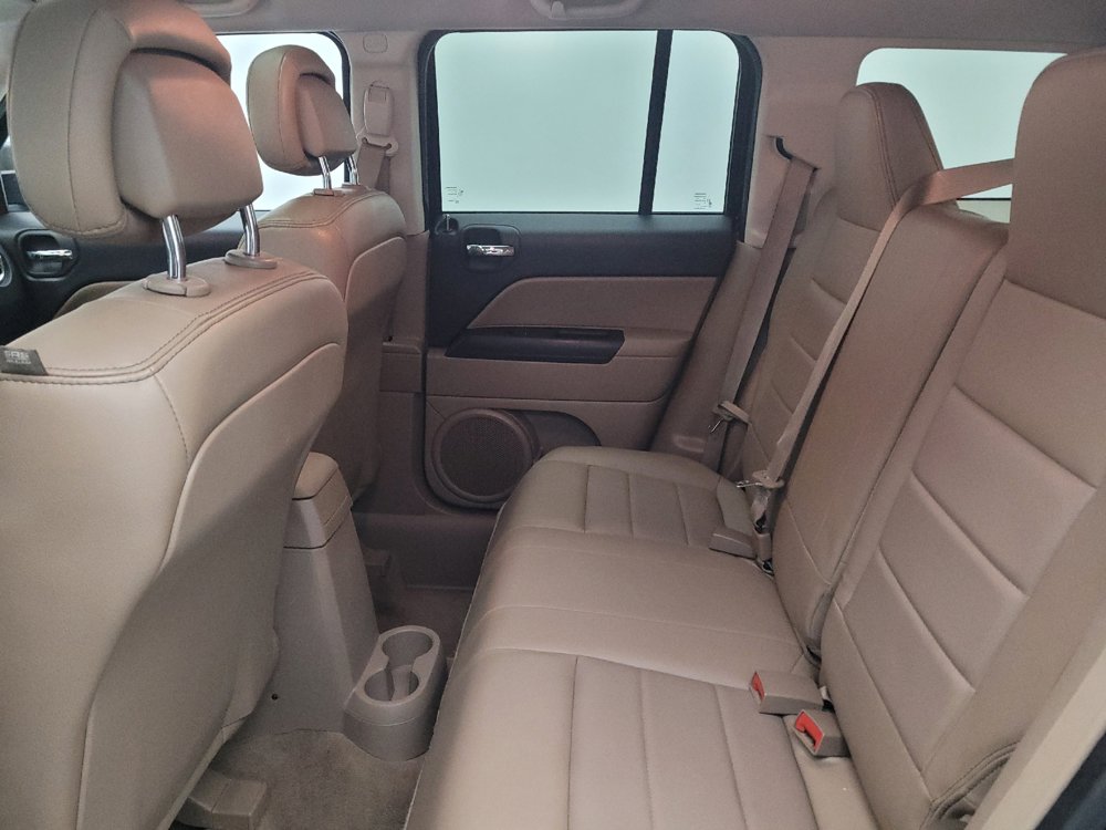 Used 2017 Jeep Patriot High Altitude AWD/4WD image 18