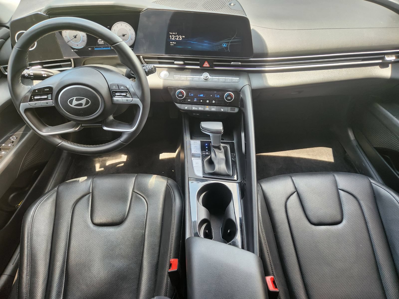 Used 2024 Hyundai Elantra Limited FWD image 29