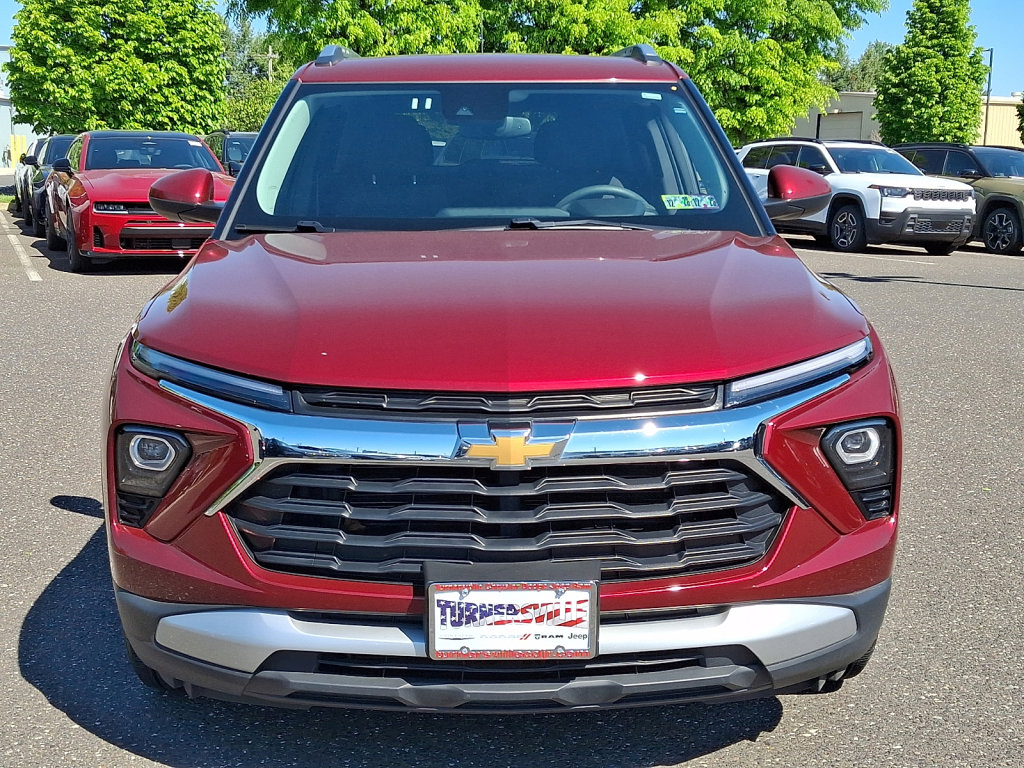 Used 2025 Chevrolet TrailBlazer LT AWD/4WD image 8