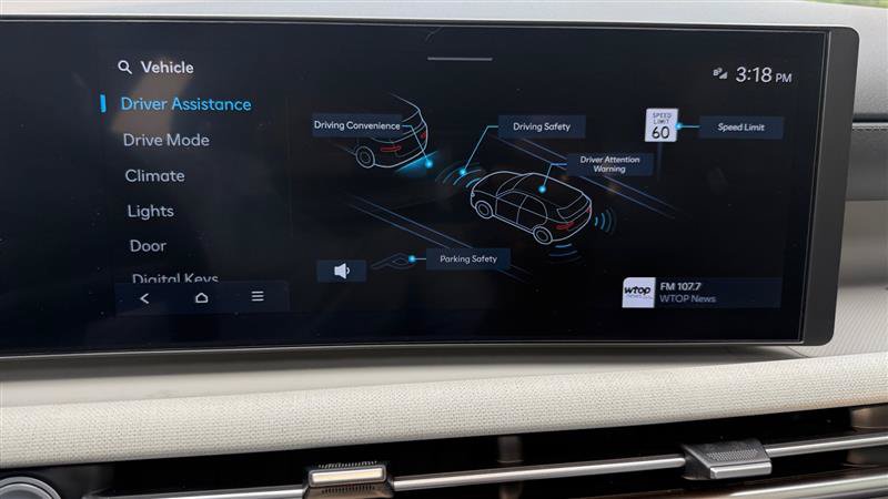 Used 2025 Hyundai Tucson SEL FWD image 29
